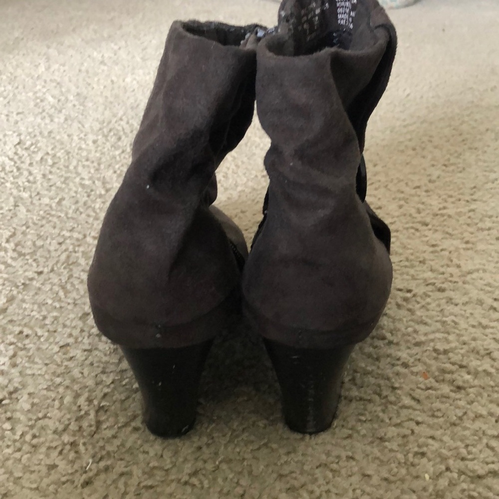 Grey bootie - Picture 2 of 3